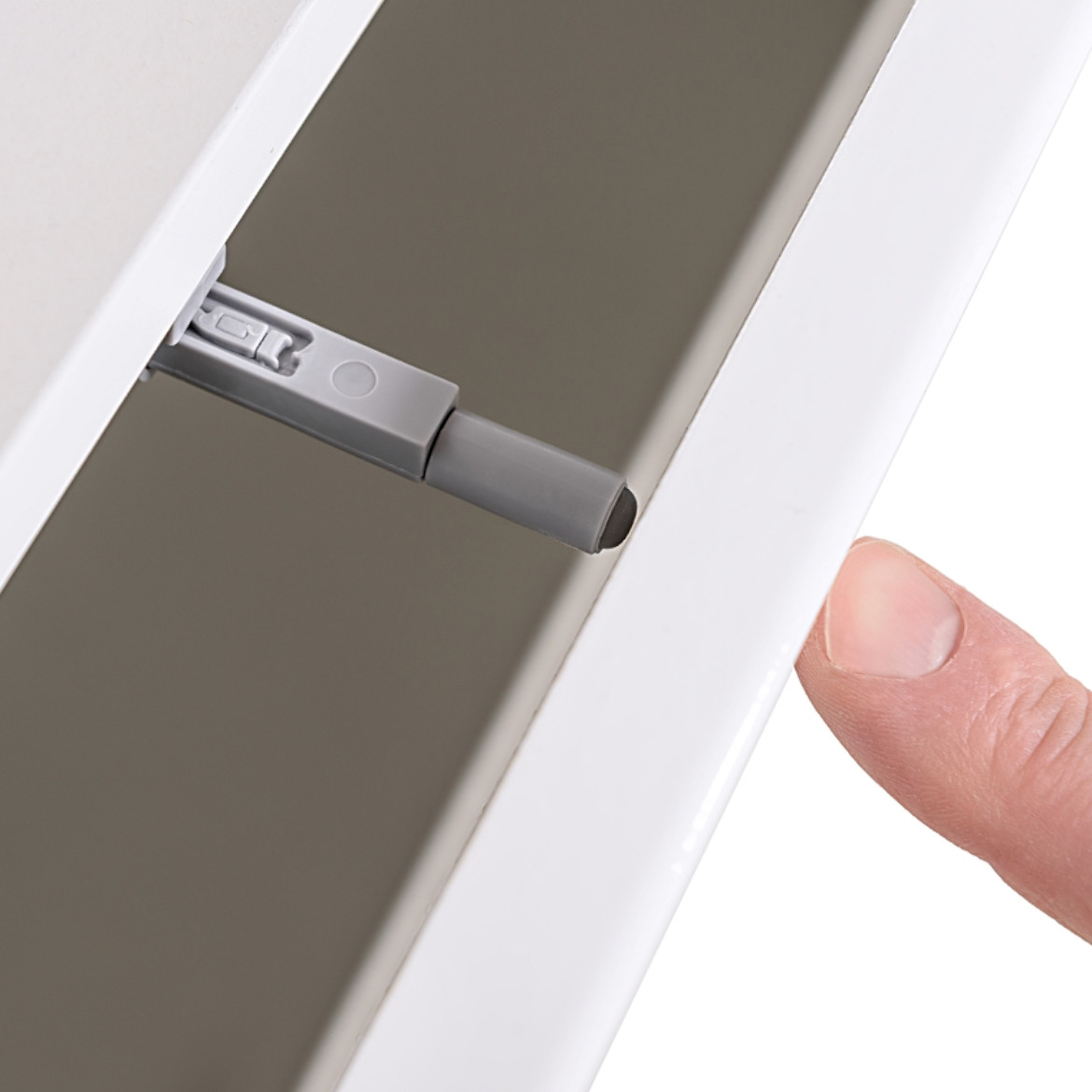 Switch 2 viseca elementa+LED + polica 110x30x130 natur/sivi