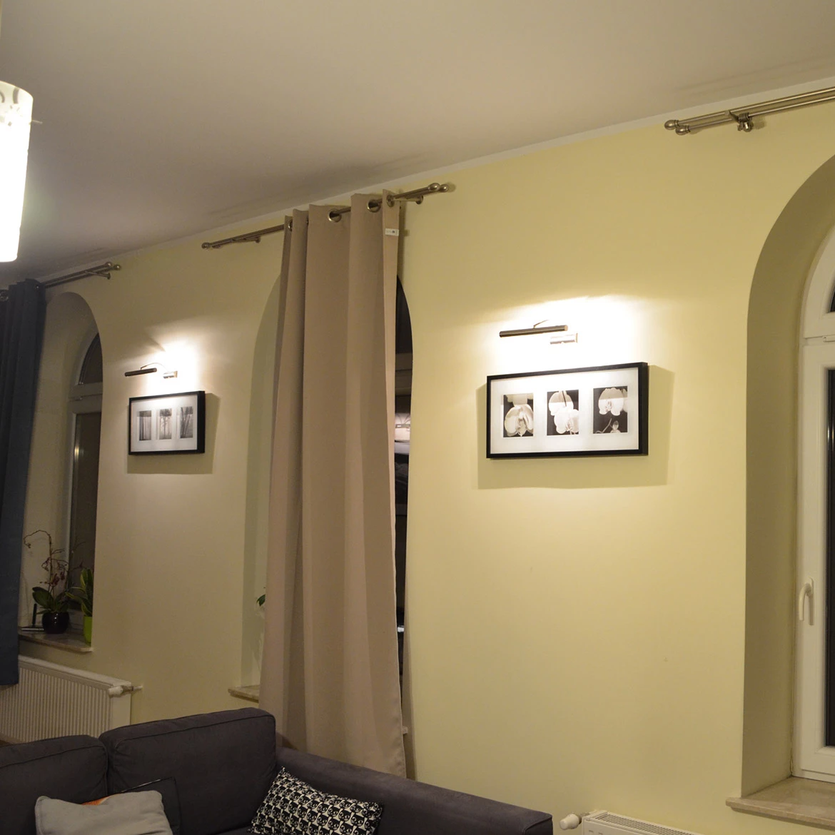 Zidna lampa Elegant siva mat