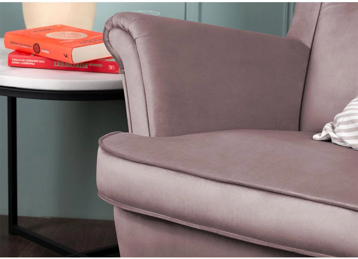 Royal Bluvel 91 / wenge fotelja