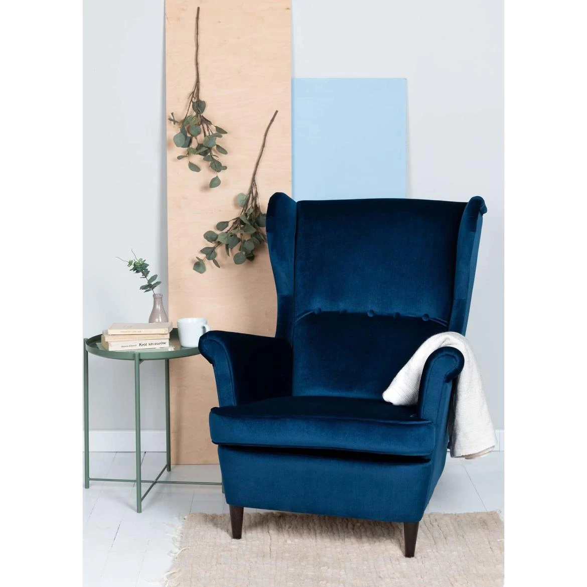 Royal Bluvel 86 / wenge fotelja