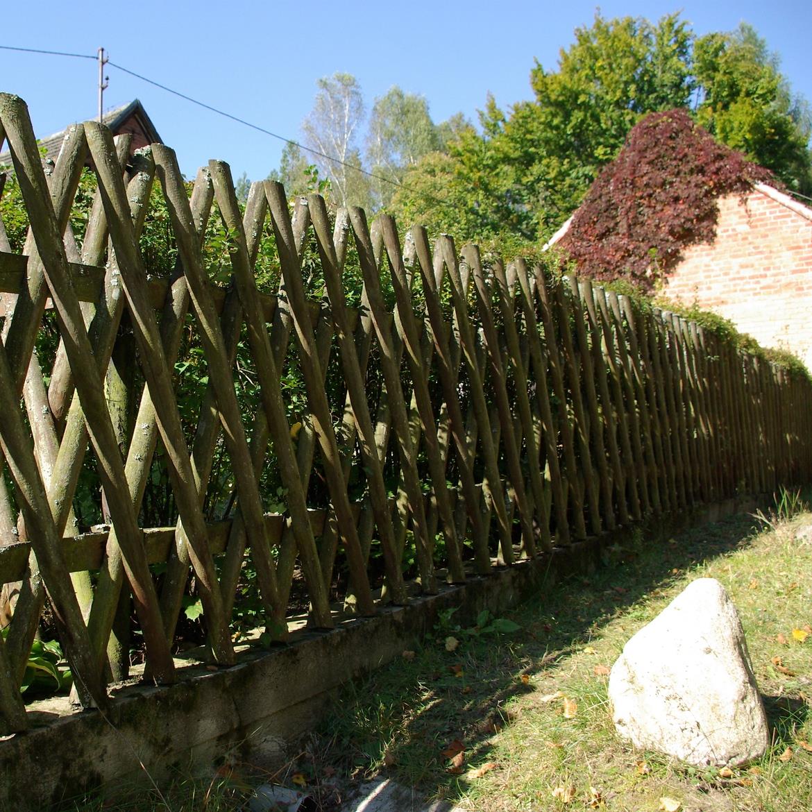Drvena ograda 250x60cm