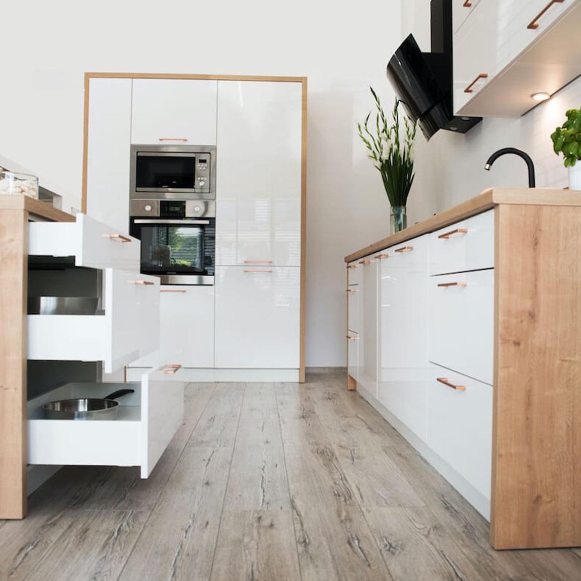 Kuhinjski element Oscar 2 vrata 80x30x72 mat bela/bela visoki sijaj