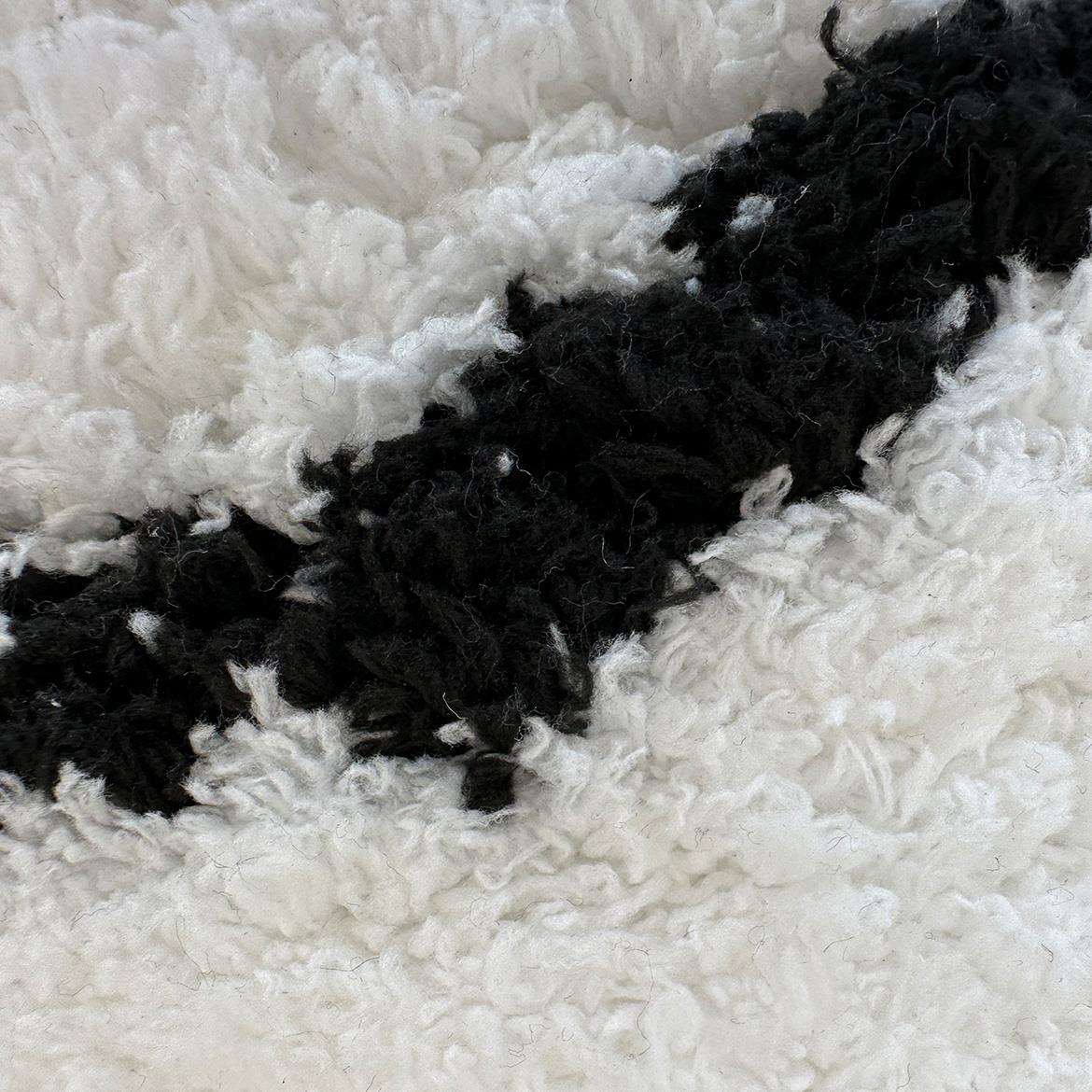 Tepih Shaggy Sonic 140x190cm beli