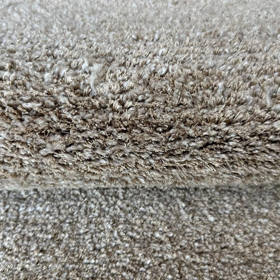 Tepih Frisee Micro Zoya 140 x 190 cm bež
