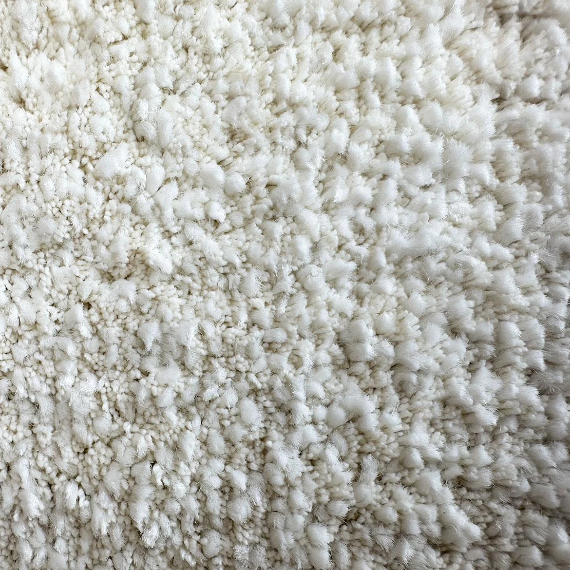 Tepih Frisee Micro Zoya 140 x 190 cm beli