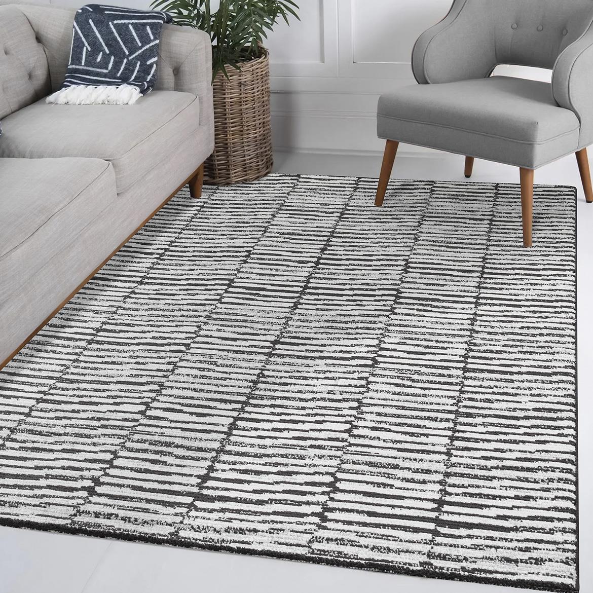 Tepih Frisee Capri Stripe 160 x 230 cm sivi