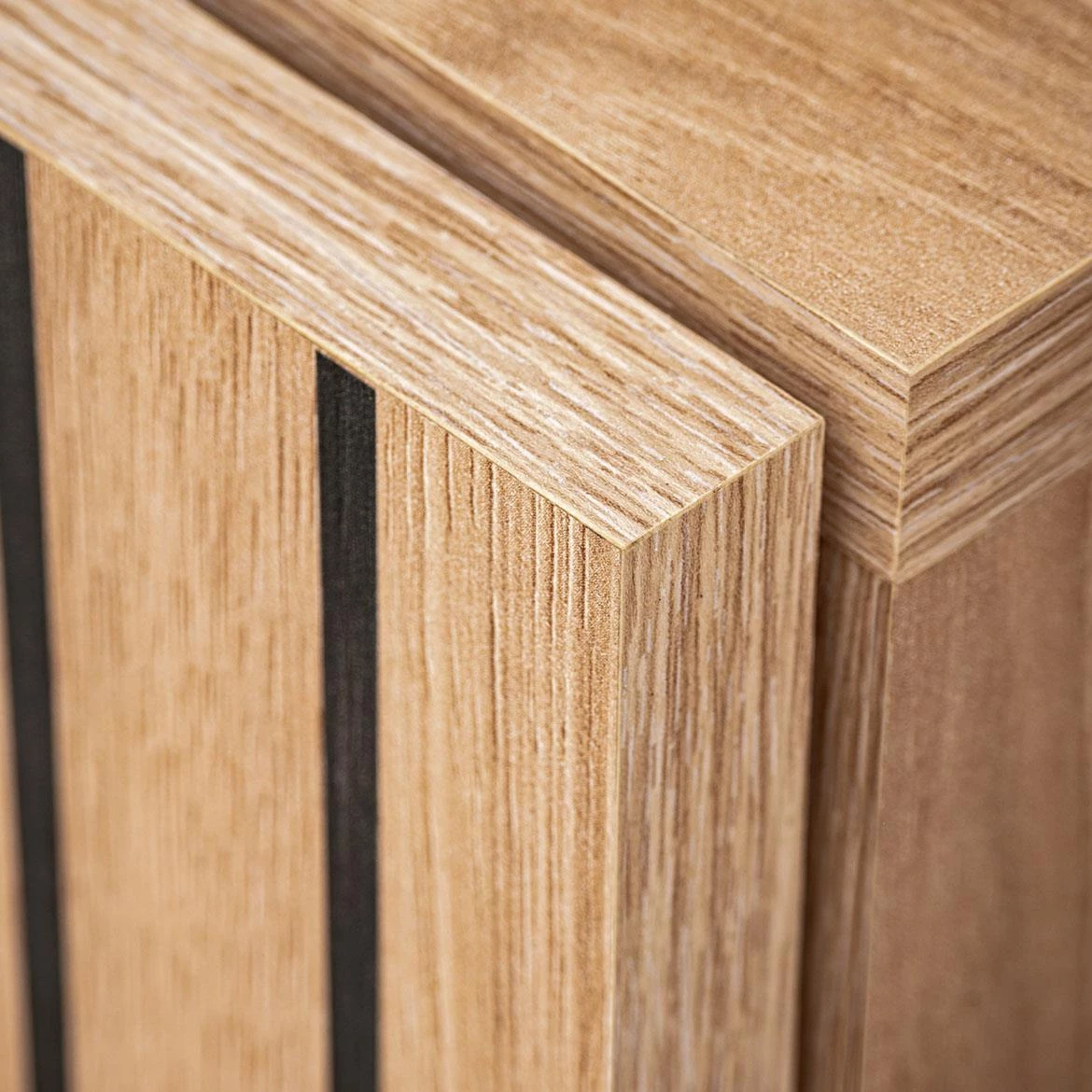 Liam  Hjz Lm Wsn vitrina 90x40x102 cm natur/crna