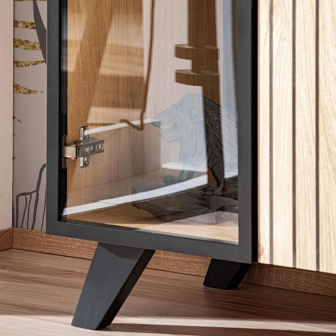 Liam  Hjz Lm Wsn vitrina 90x40x102 cm natur/crna