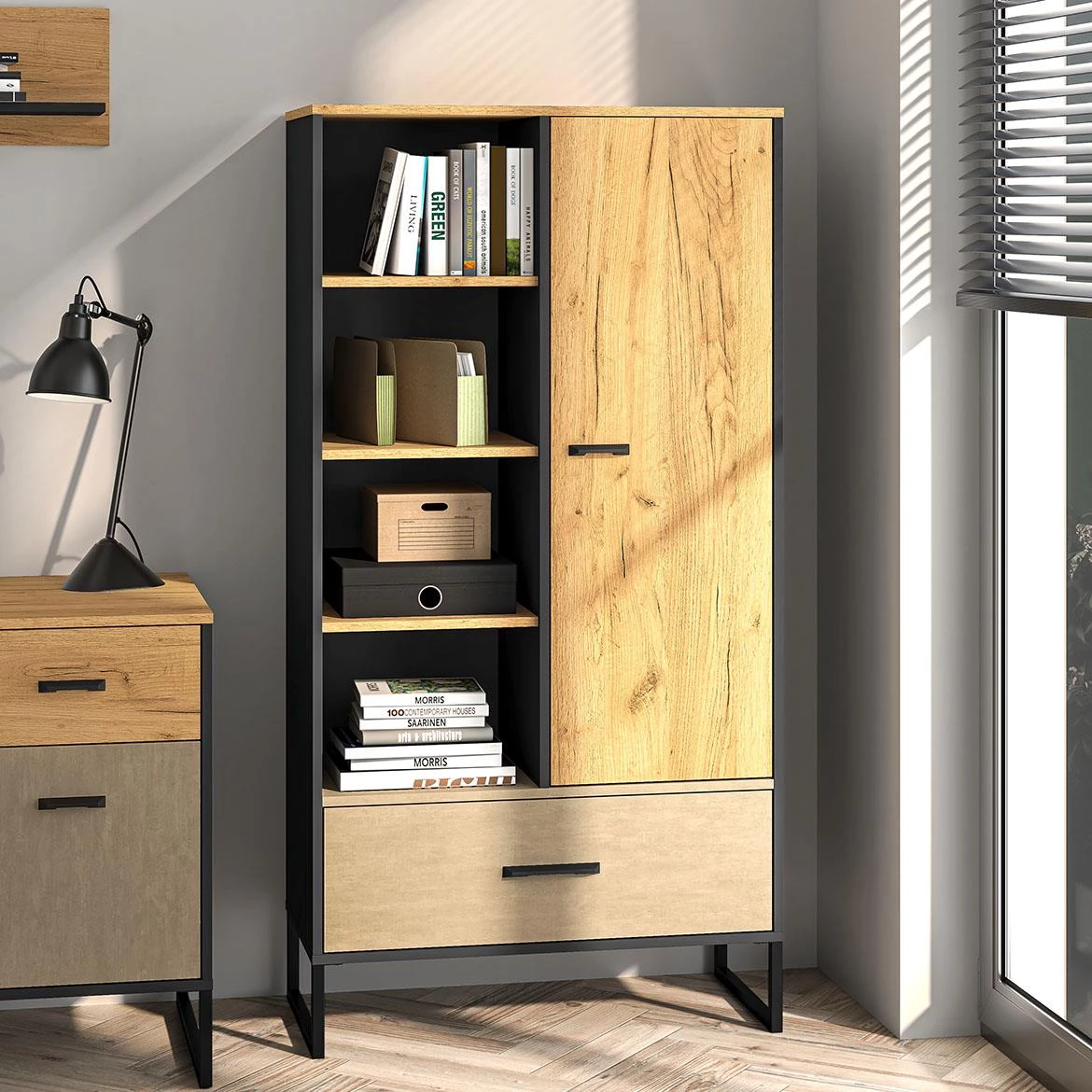 Colt 04 polica 1vrata+1fioka 80x40x157 natur  crna