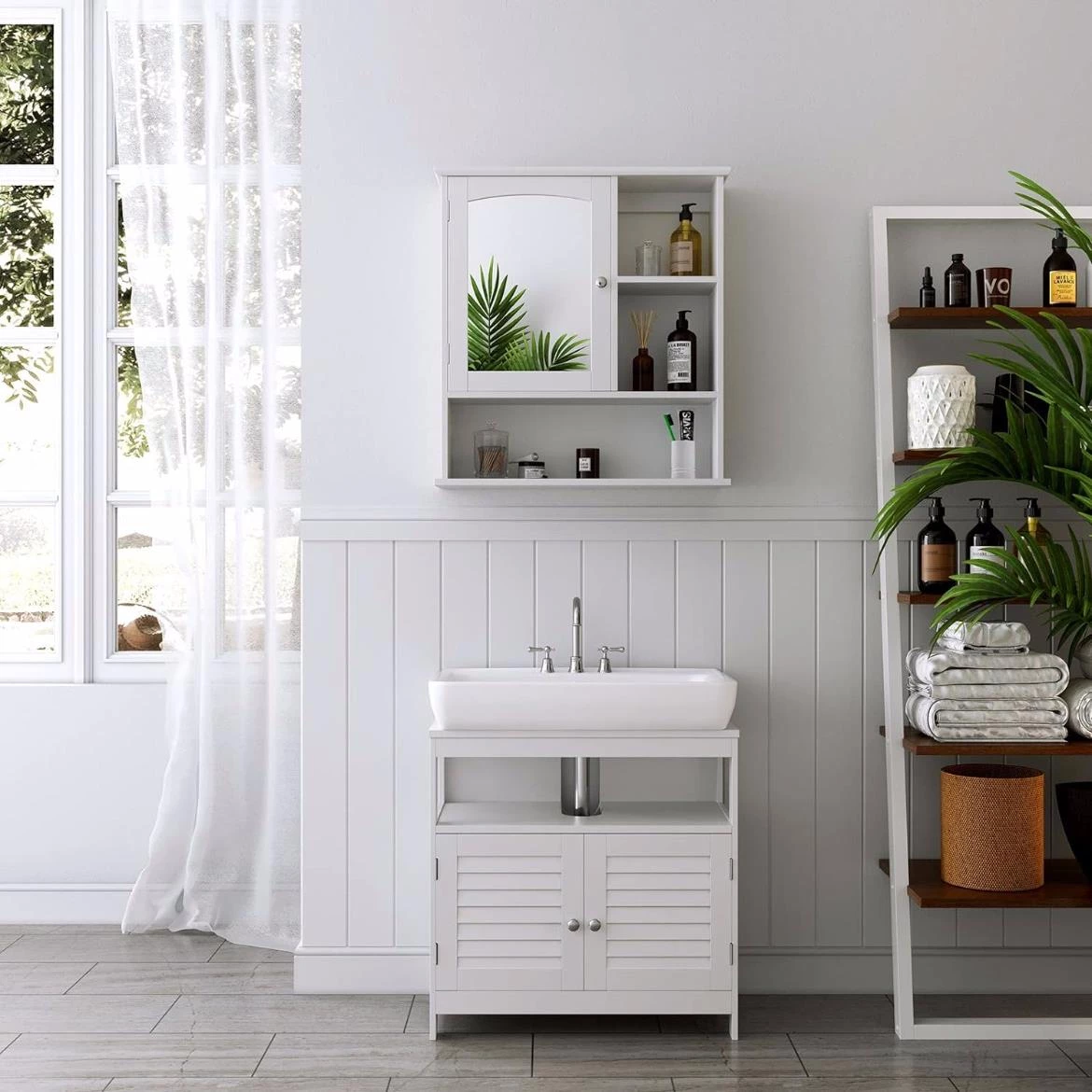 Martina ormaric s ogledalom beli 60x18x64