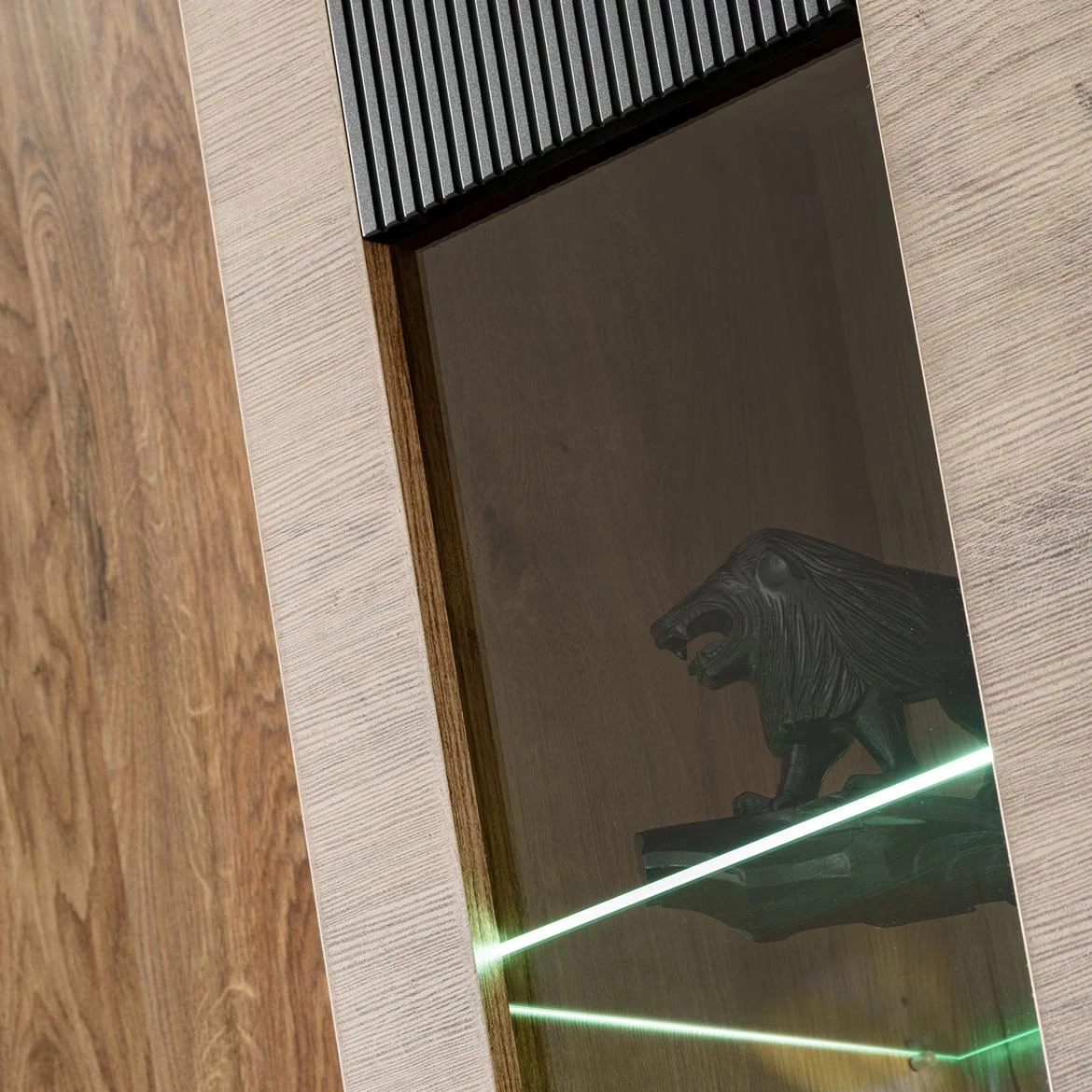 Aron RZS AR WSW vitrina 70x40x192 ribbeck hrast/crna