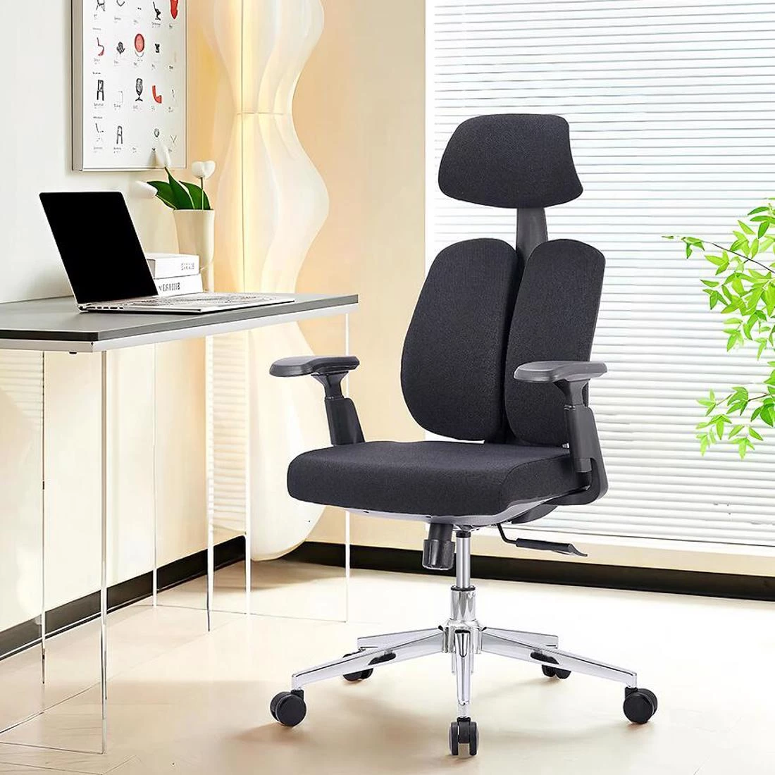 Nerik 13109 kancelarijska stolica 67x55x127 cm crna
