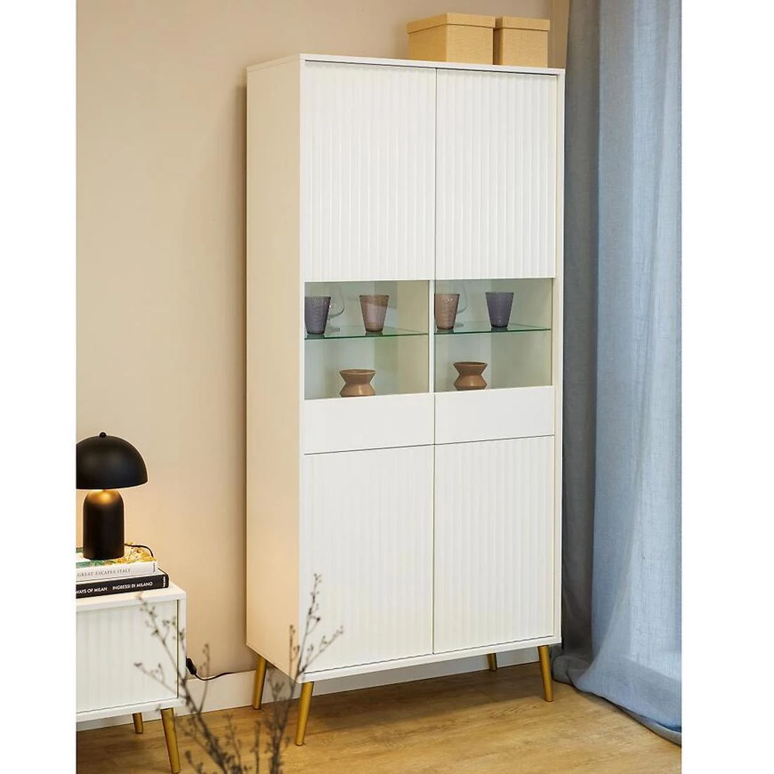 Barcelona vitrina 90x40x193 bela
