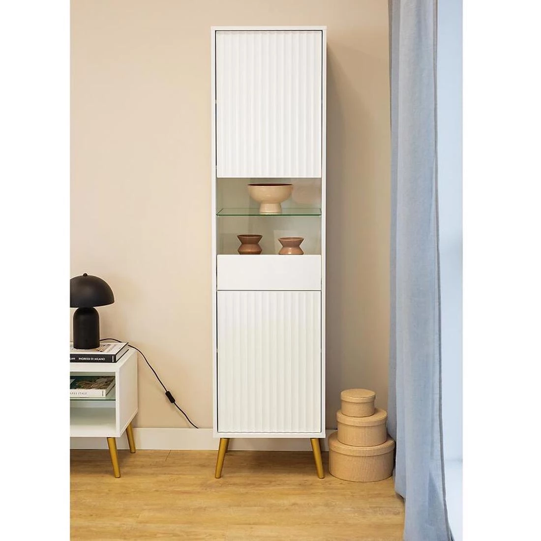 Barcelona vitrina 45x40x193 bela