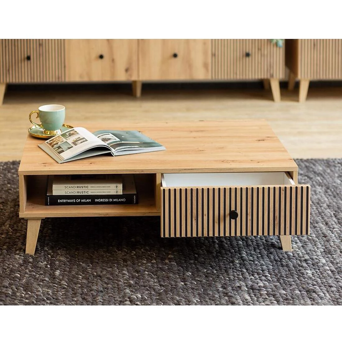 Berlin stocic 102x67x32 hrast