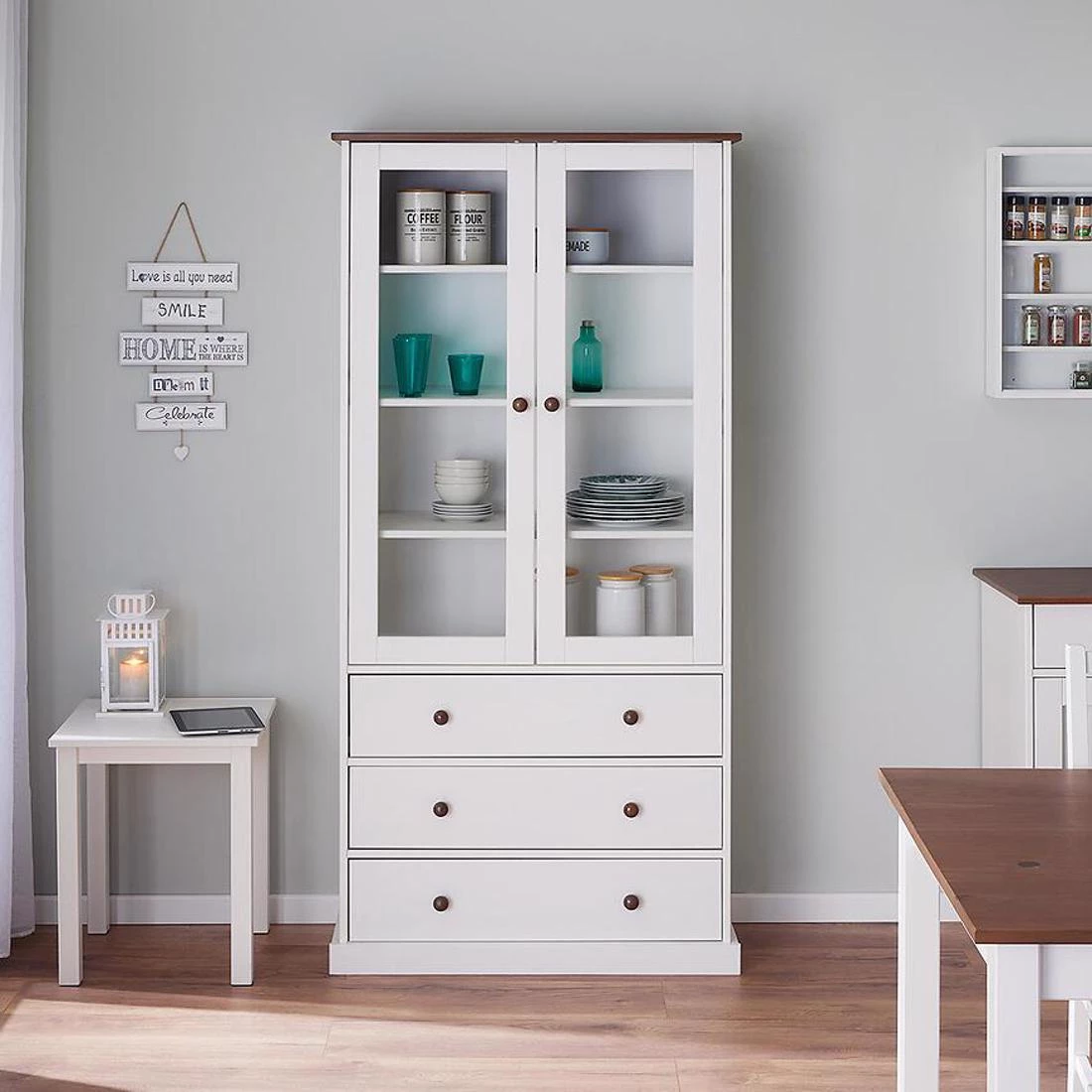 Wl10 vitrina 2V+3F. 90x38,4x190 cm bela