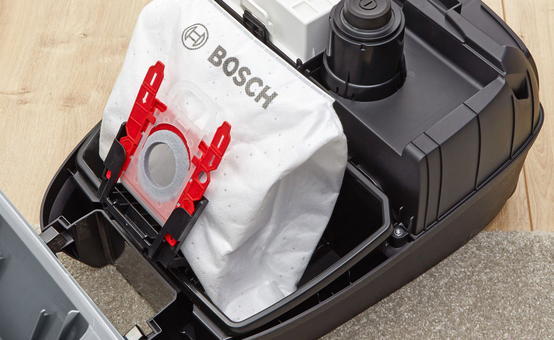 Bosch BGB6X330 usisivač