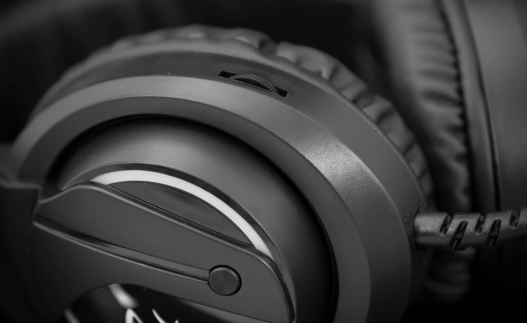 White Shark GH-2044 WOLF gaming slušalice