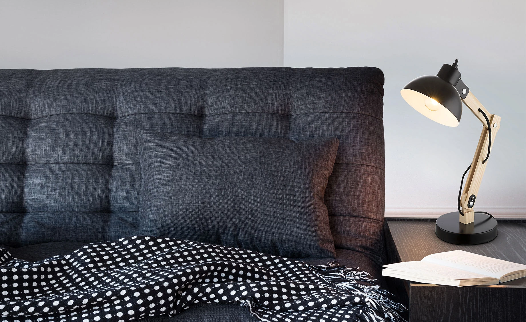 Stona lampa Tongariro crna