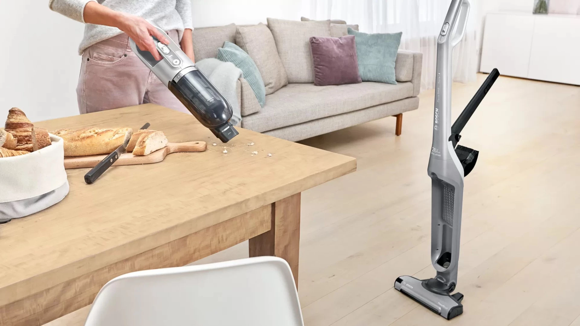 Bosch BCH3K2301 štapno baterijski usisavač IZLOŽBENI PRIMJERAK