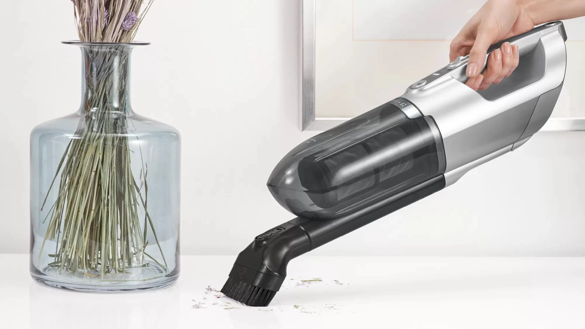 Bosch BCH3K2301 štapno baterijski usisavač IZLOŽBENI PRIMJERAK