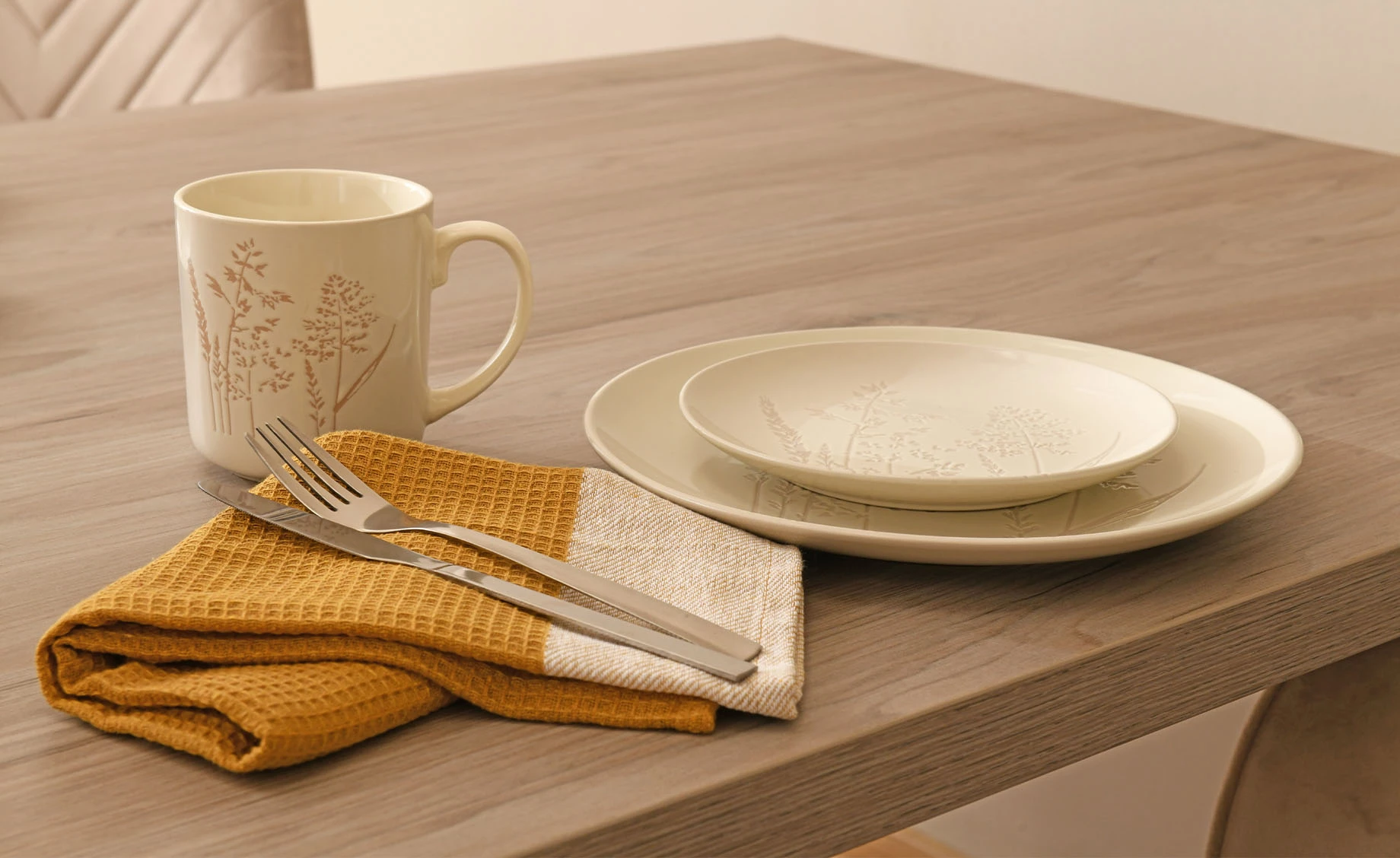 Desertni tanjir Elsa 19cm beli