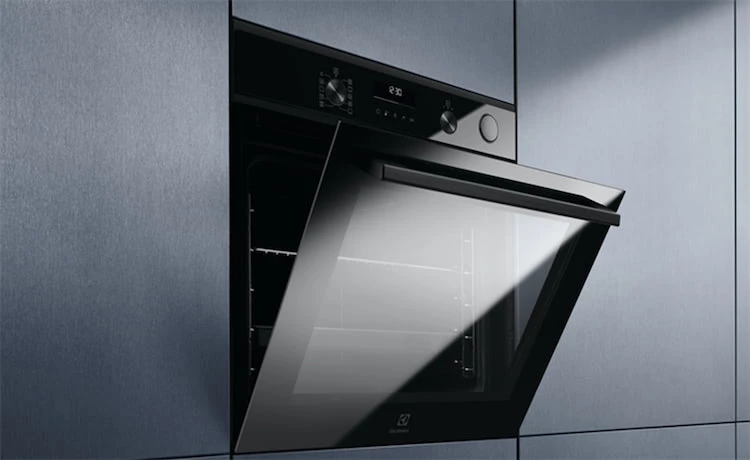 Electrolux  EOC6P77H ugradbena pećnica