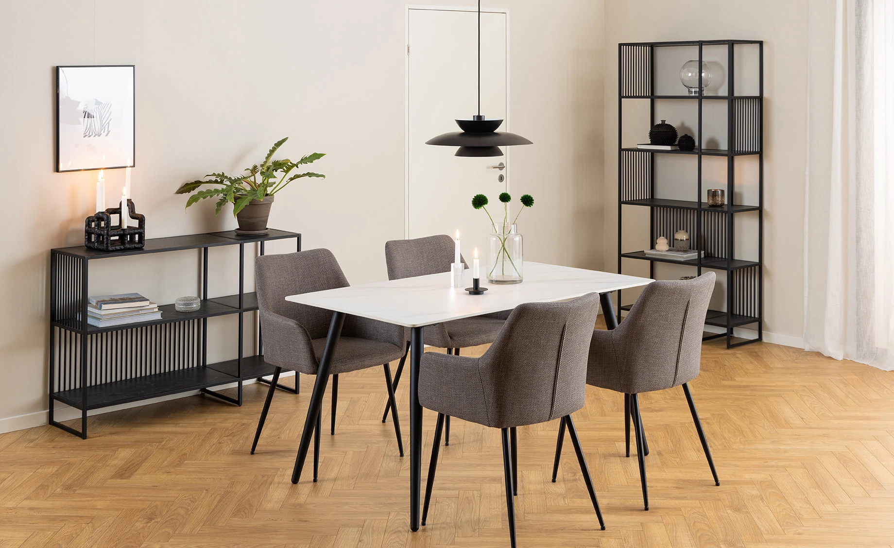 Strington polica 120x35x83 cm crna