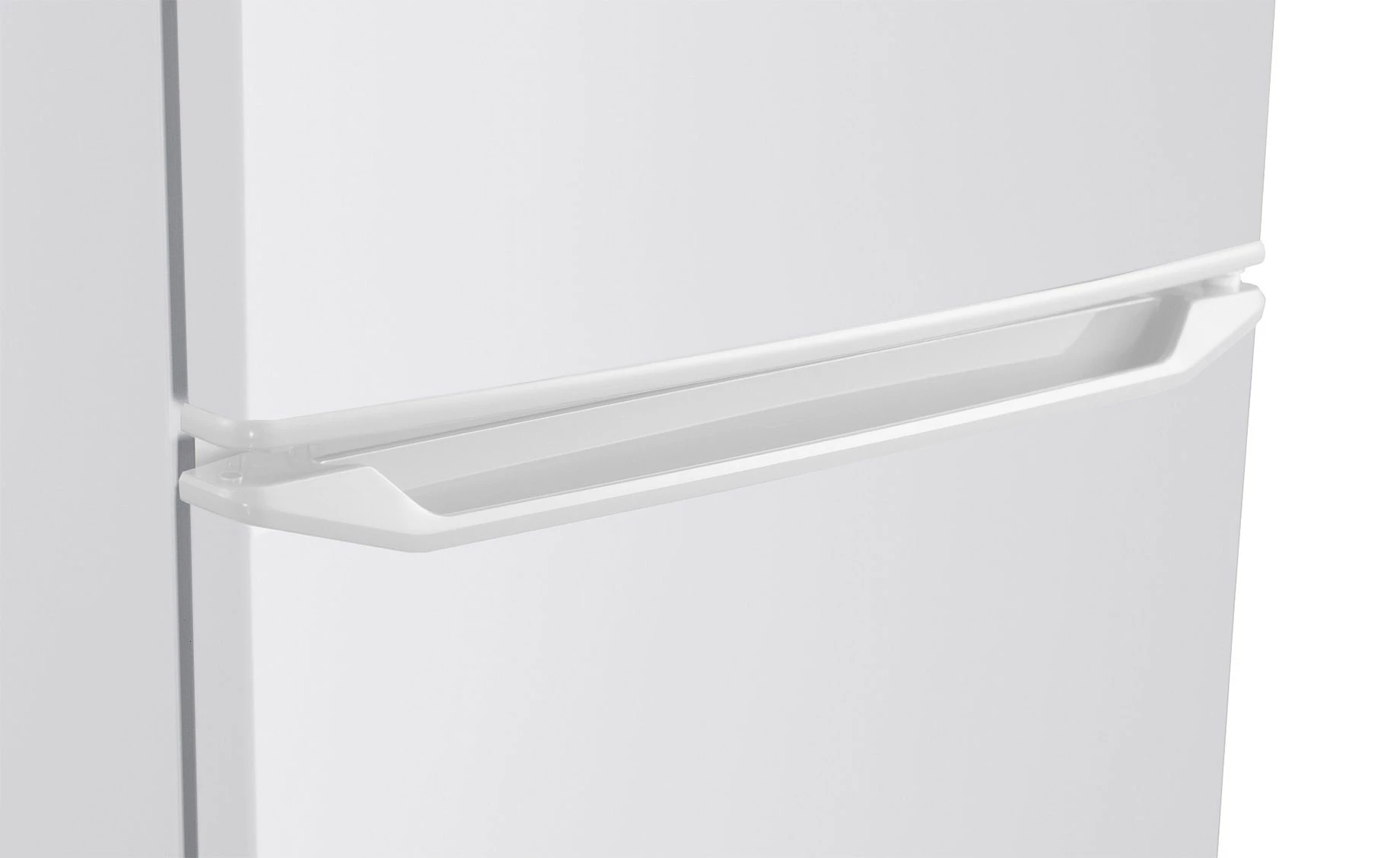 Tesla RC2600HE hladnjak