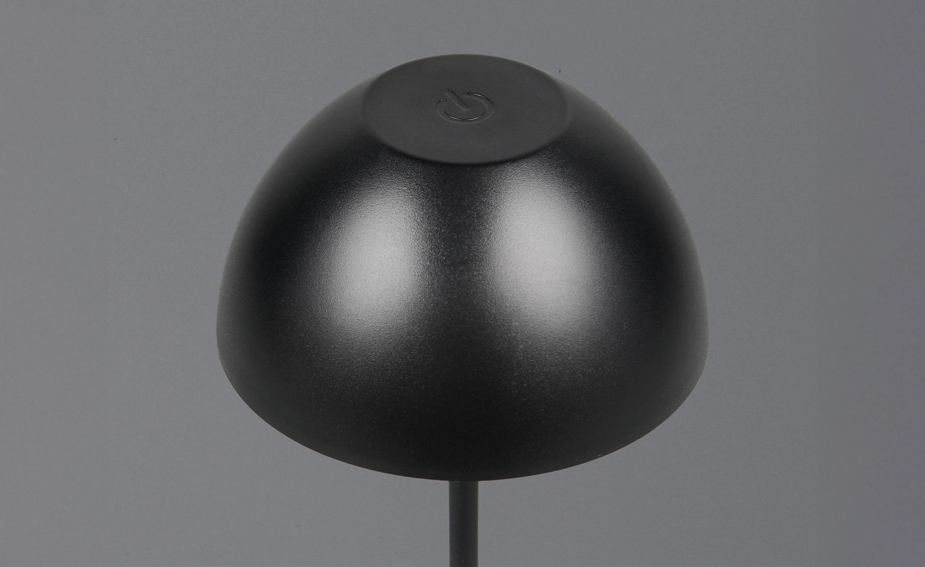 Stona lampa Ortiz LED crna