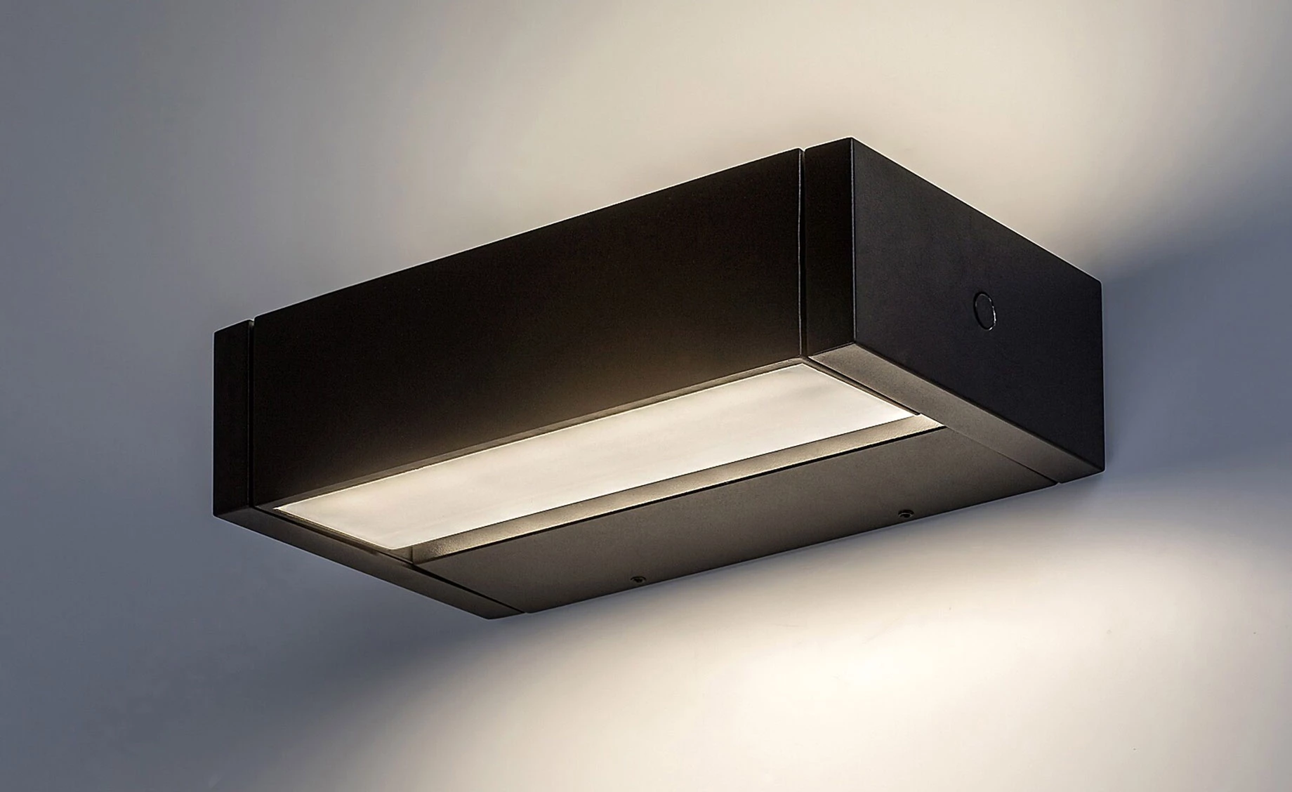 Spoljna zidna lampa Cubbington 23cm LED