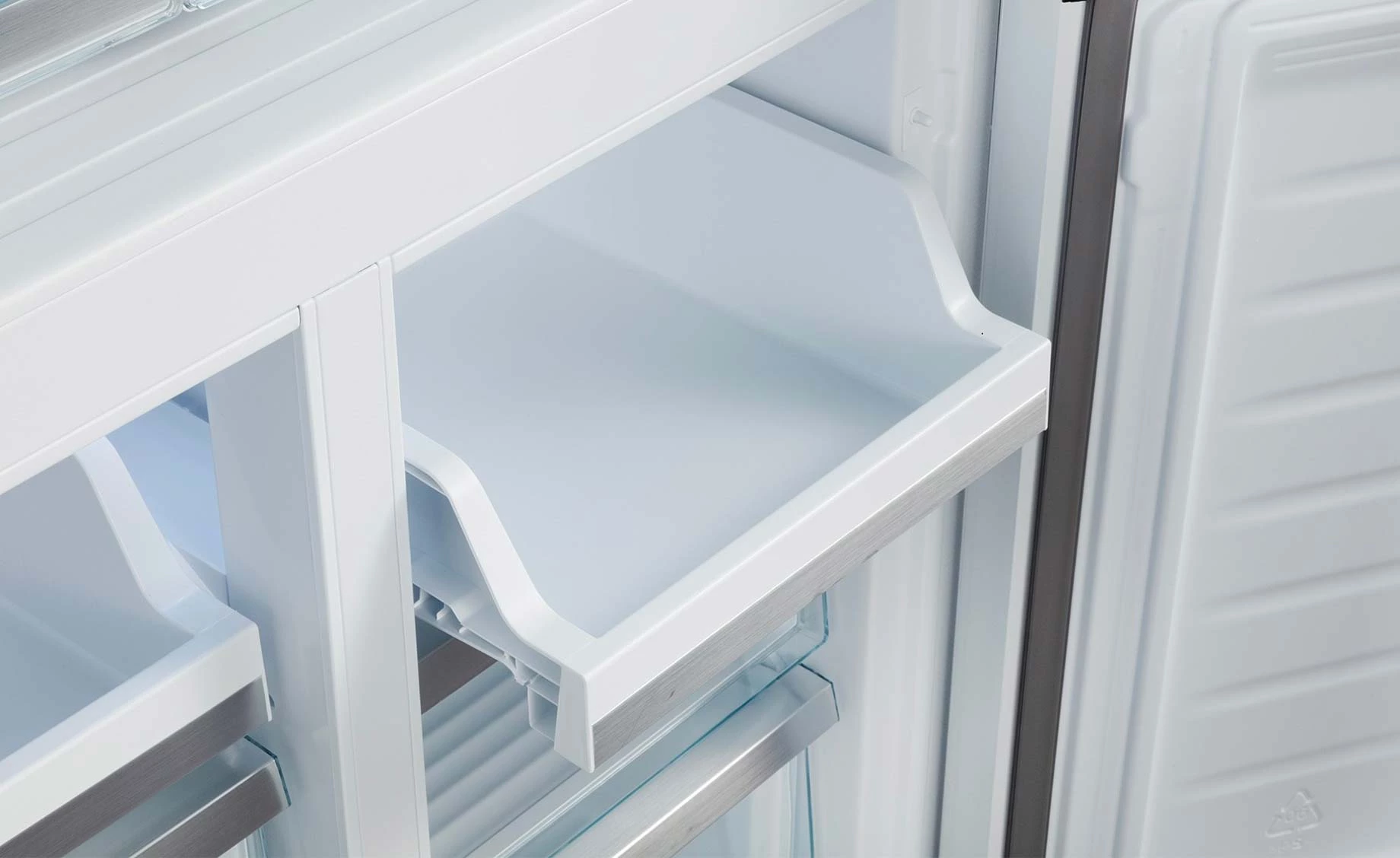 Tesla RM5600FSNWE frižider