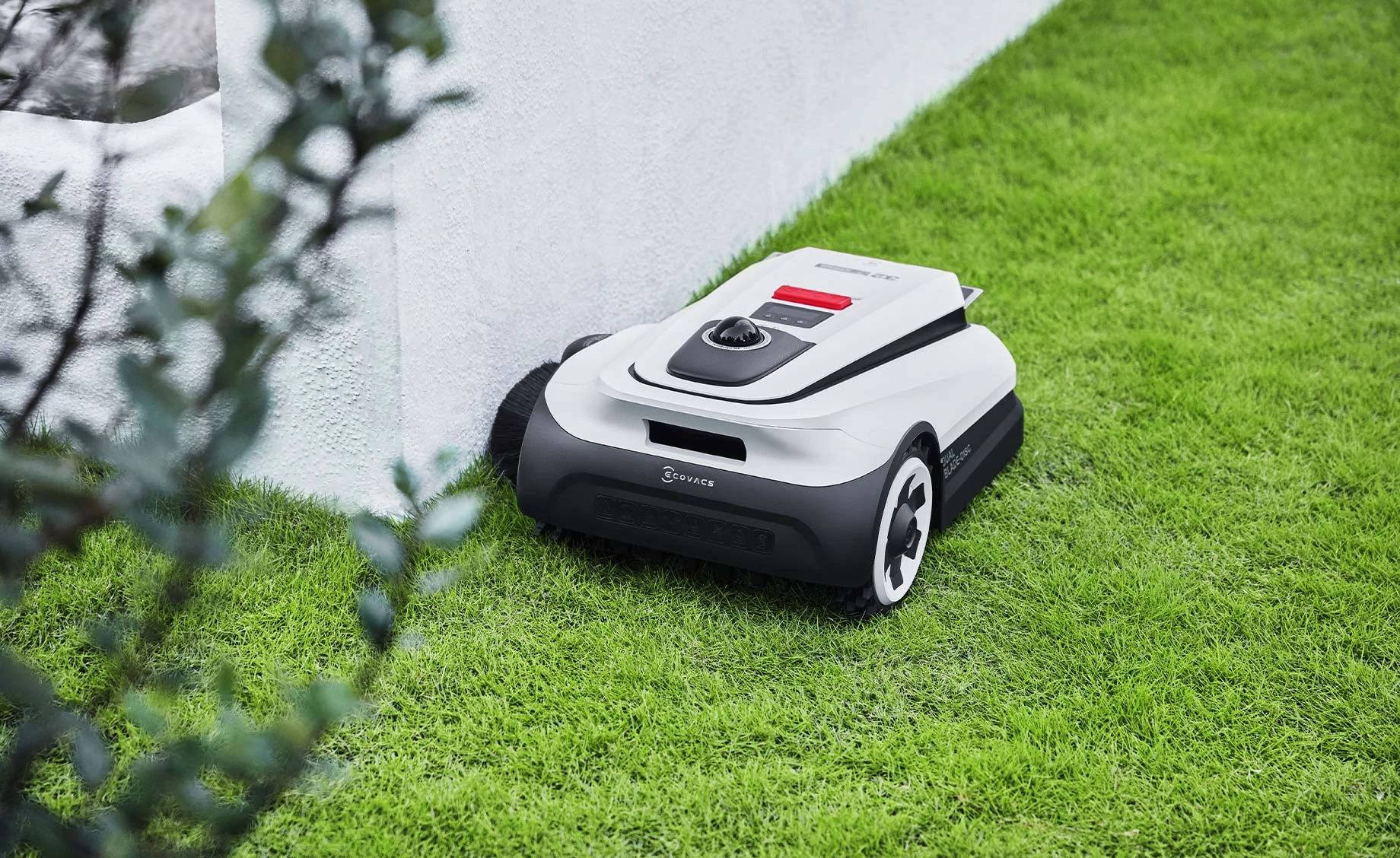 Ecovacs GOAT O1600 LiDAR PRO robotska kosilica